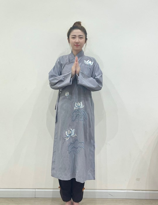 Áo Tràng Đài Loan thêu
