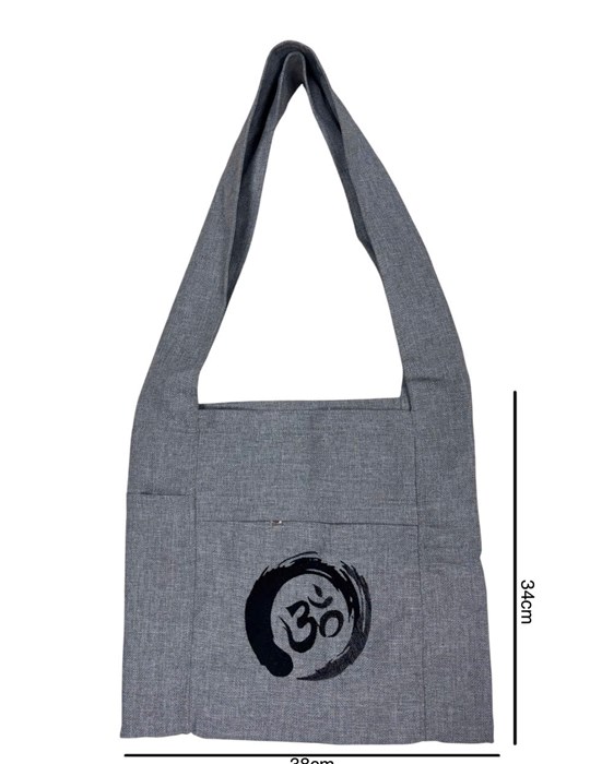 Đãi Tăng Bố Chữ " ॐ  " 34*38
