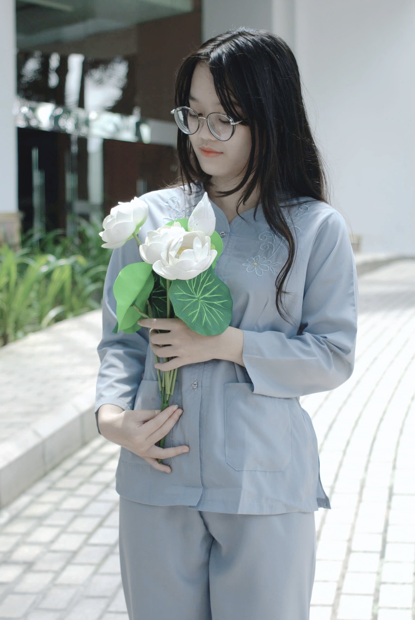 Kiểu Lá trầu thêu
