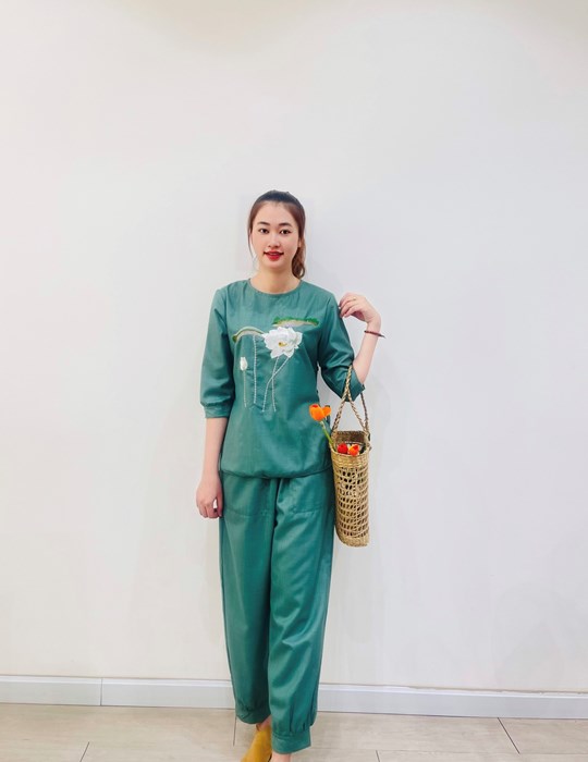 Kiểu Sen Nơ.