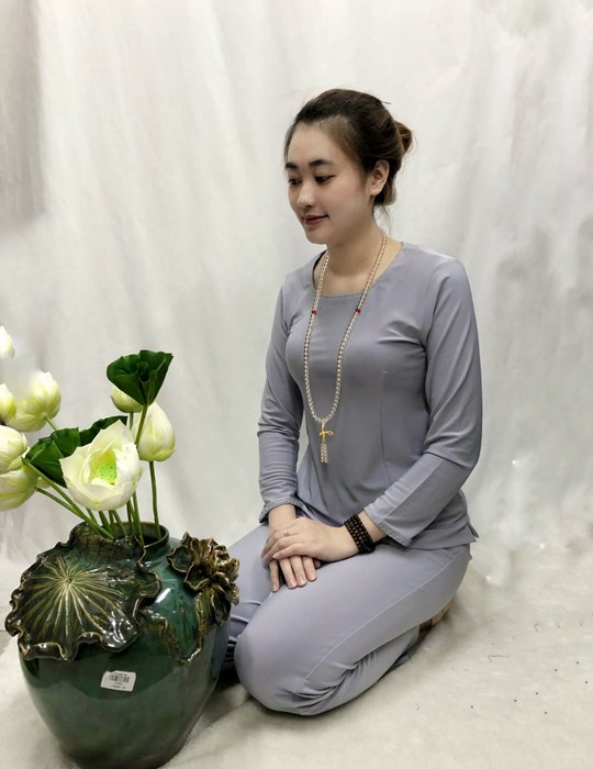 Kiểu Thun Cổ Tròn