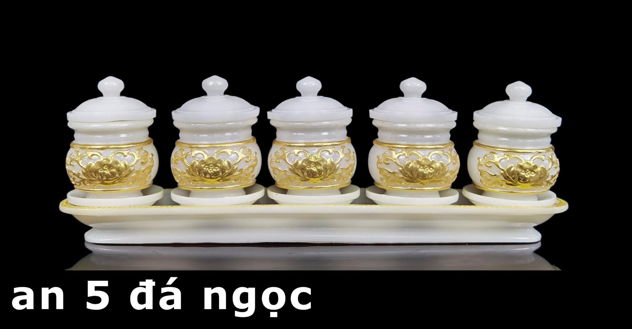 Án 5 đá trắng 