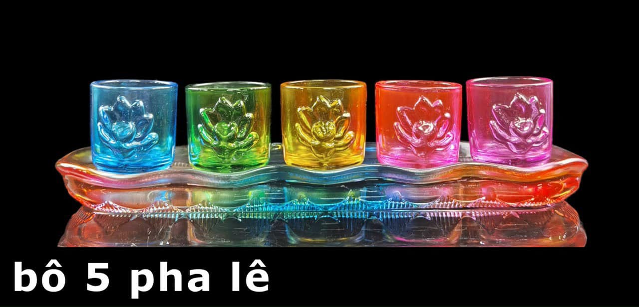 án 5 pha lê màu