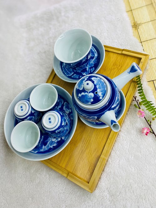 Bộ ấm chén long ẩn tống
