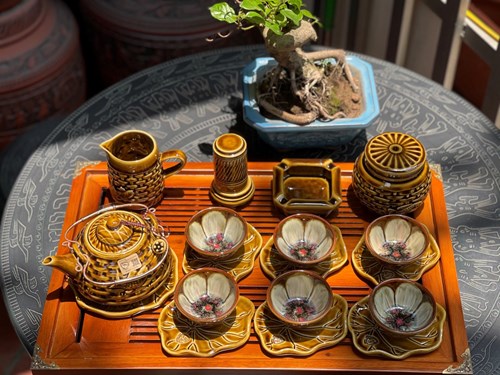 Bộ sen cá + phụ kiện 