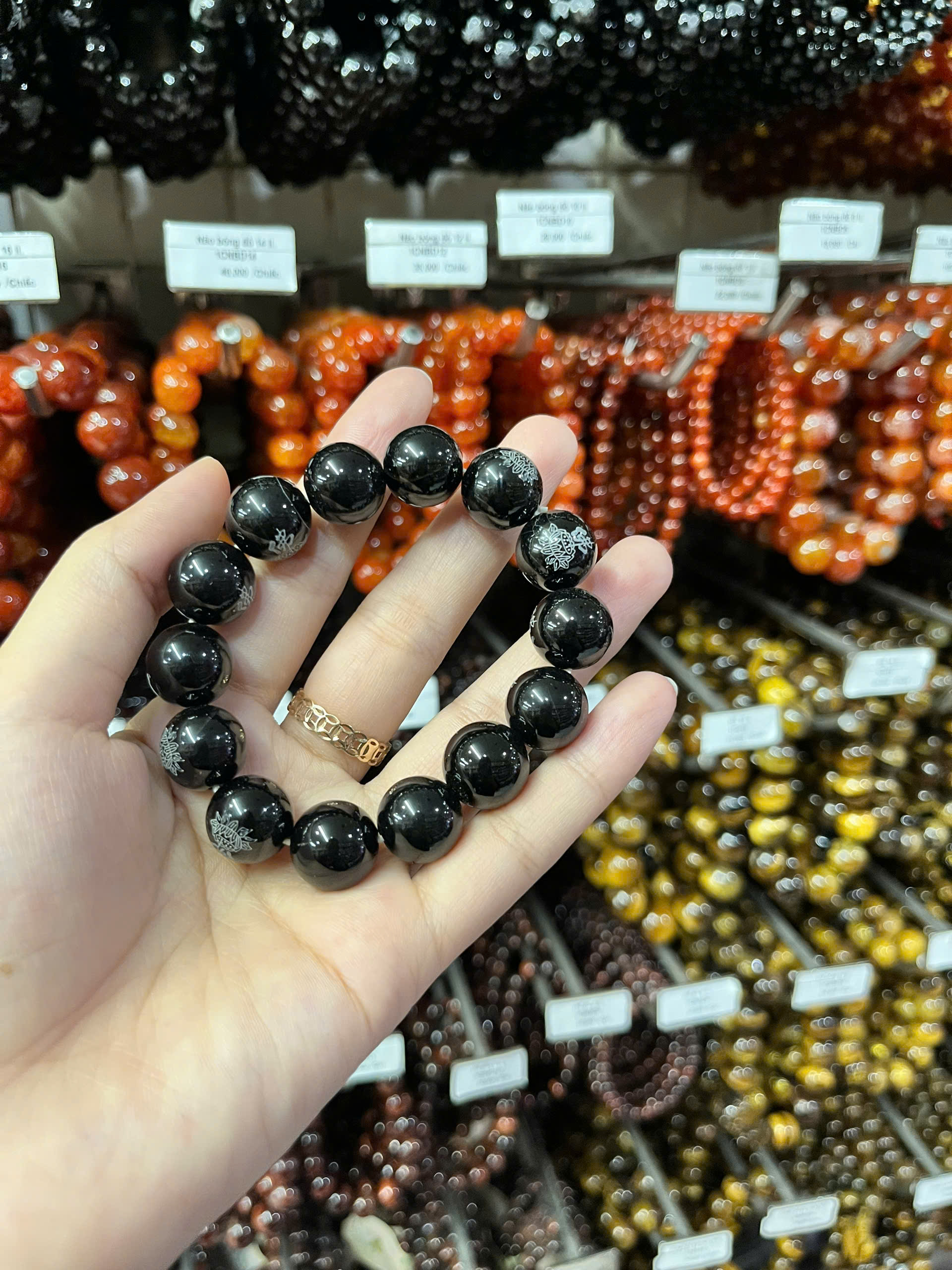 Chuỗi não sen đen 14 li