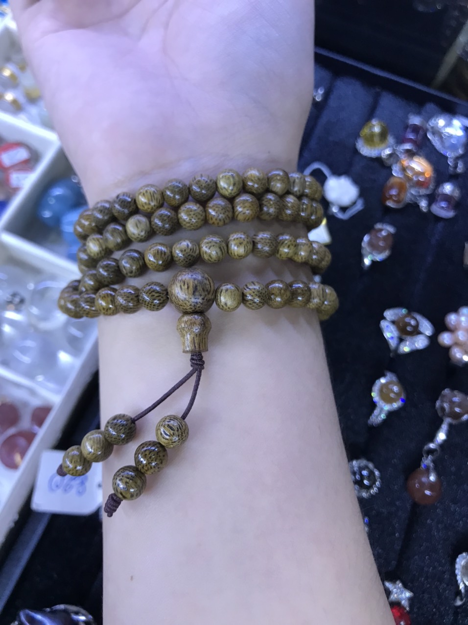 Cổ trầm gió 6 li 108 hạt