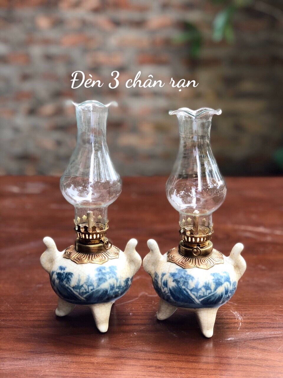 Đèn 3 Chân Rạn