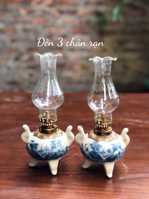 Đèn 3 Chân Rạn