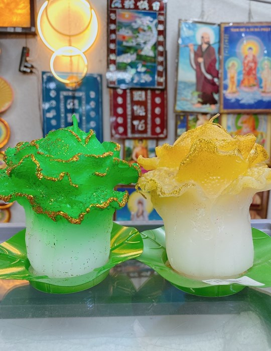 Đèn cầy hoàn thần Tài trung xanh