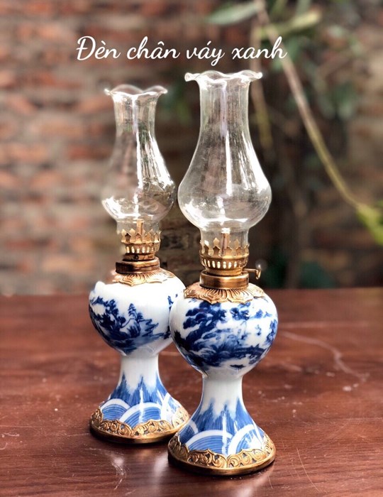Đèn chân váy xanh
