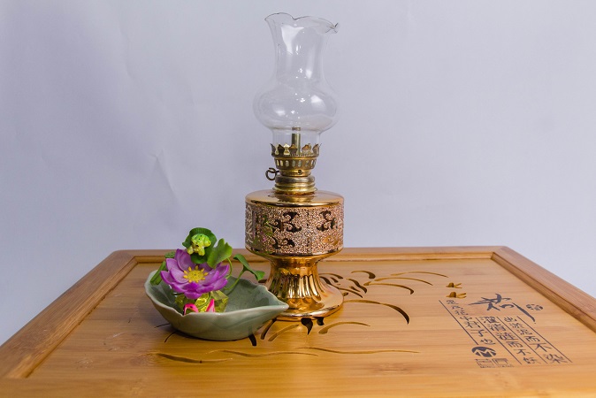 Đèn dầu kim sa cao