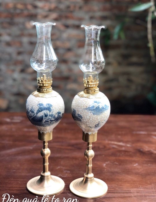 Đèn quả lê to rạn
