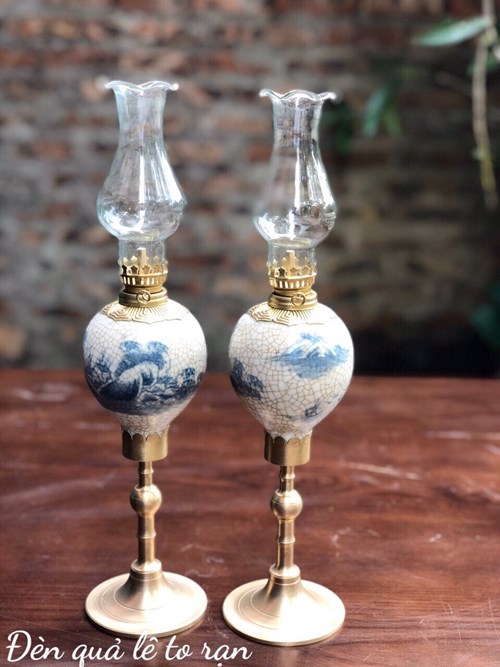 Đèn quả lê to rạn