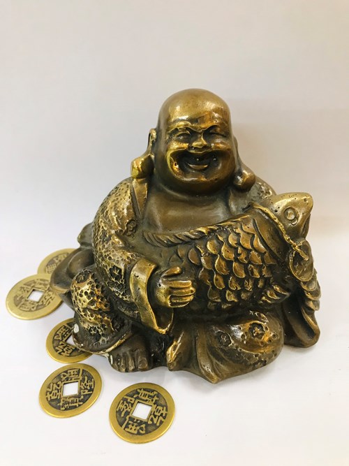 Di Lặc Ôm Cá 