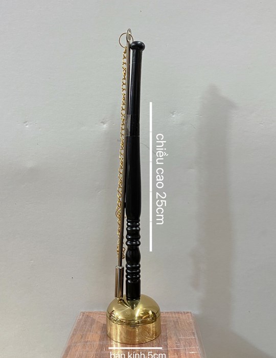Khánh dài nhỏ