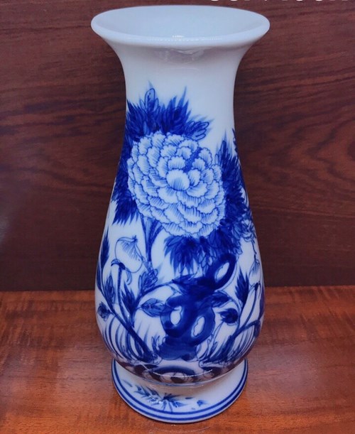 Lọ Huệ Lam P20