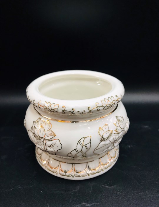 Lư Bạch Ngọc 4in