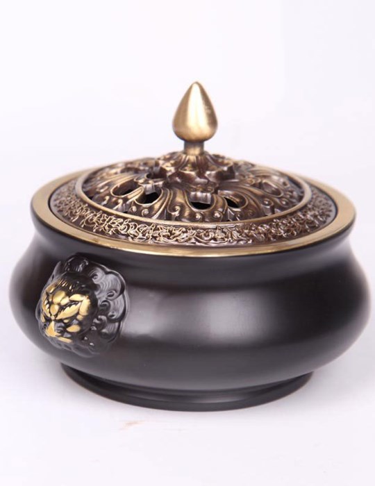 Lư trầm sư tử đỏ