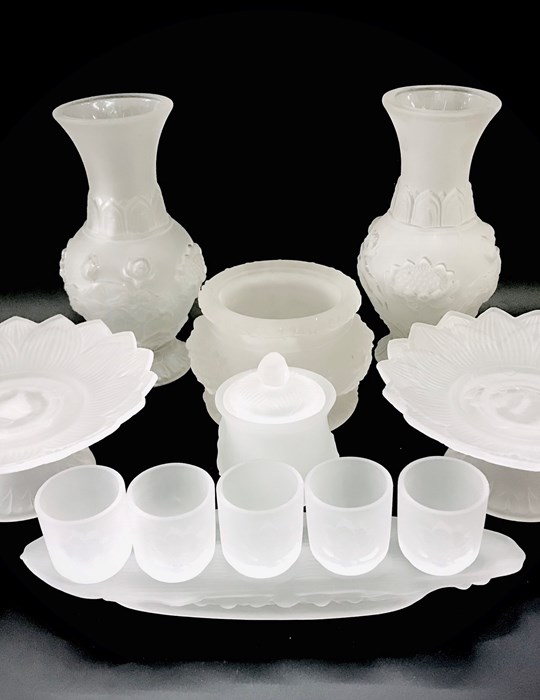 Set Mẫu Sen Lưu Ly Trắng