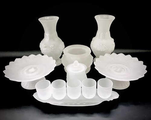 Set Mẫu Sen Lưu Ly Trắng