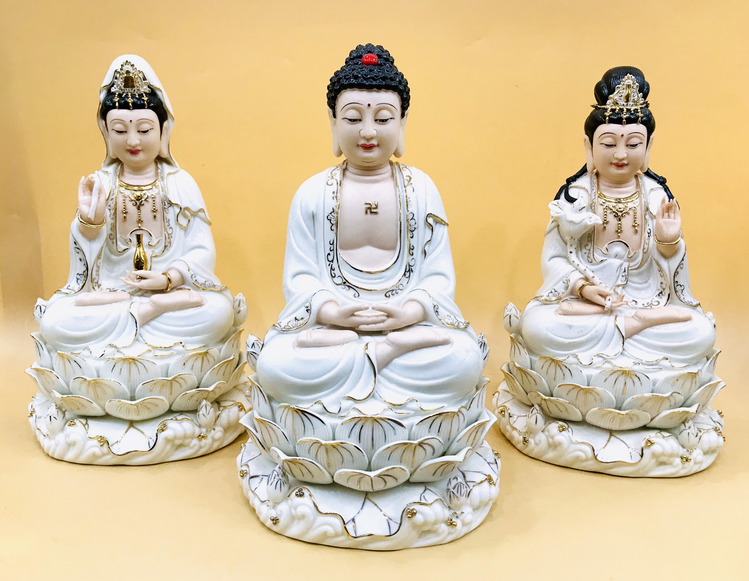 Tam Thế Phật Ngũ Sen Trắng Da 14in