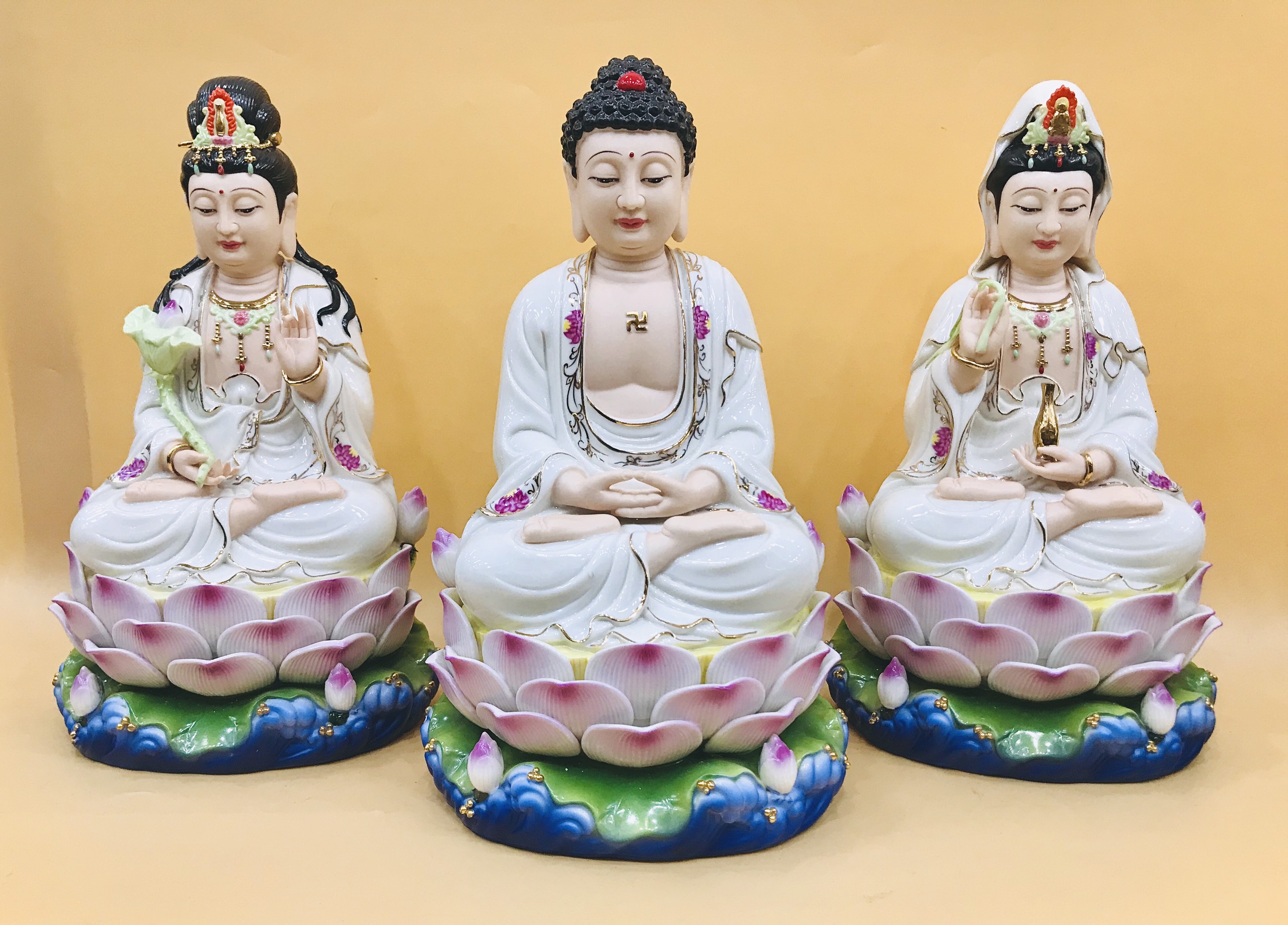 Tam Thế Phật ngũ sen xanh da 16in