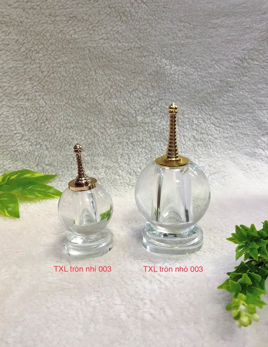 Tháp xá lợi tròn nhí