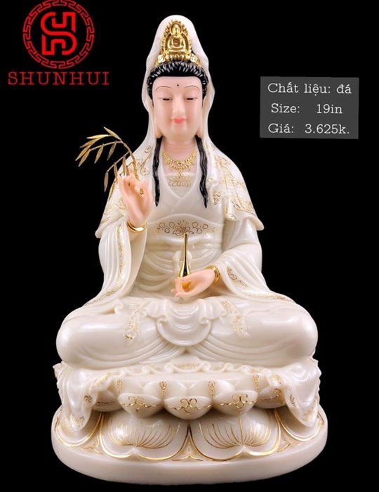 Tượng quan âm màu trắng