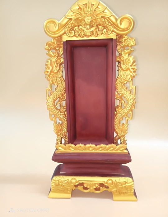 Bài vị nhí vàng