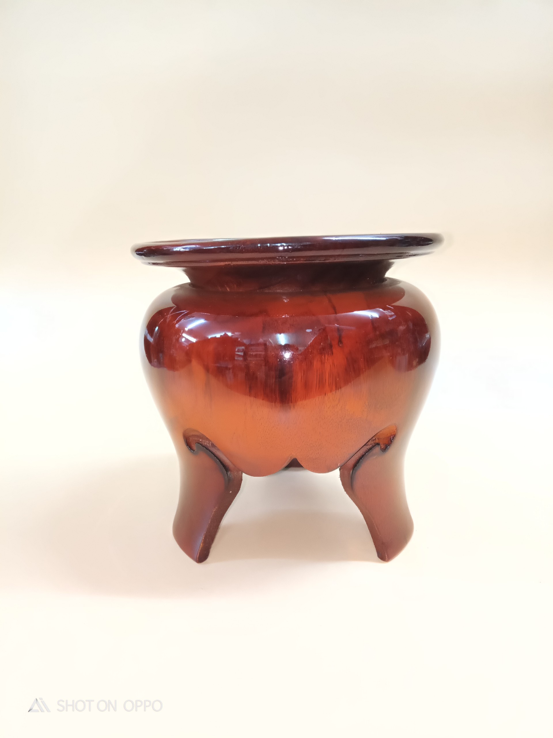 Đôn gỗ cao trơn nhỏ