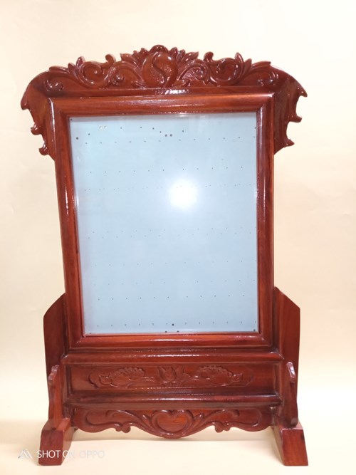 Khung hình gỗ hương 21*31 VD