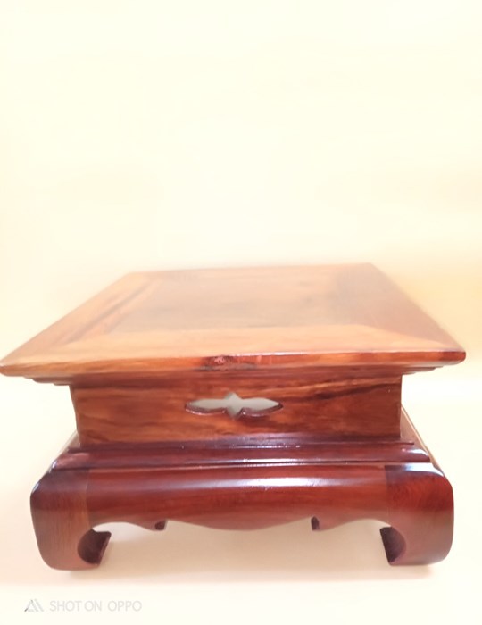 Kỷ Vuông Gỗ Hương 30