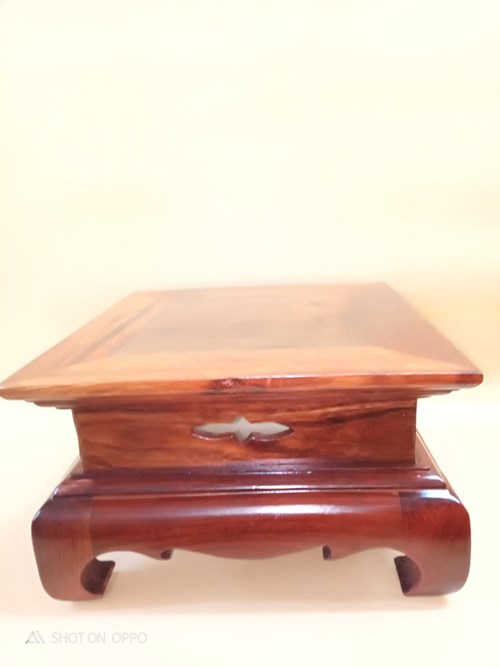 Kỷ Vuông Gỗ Hương 30